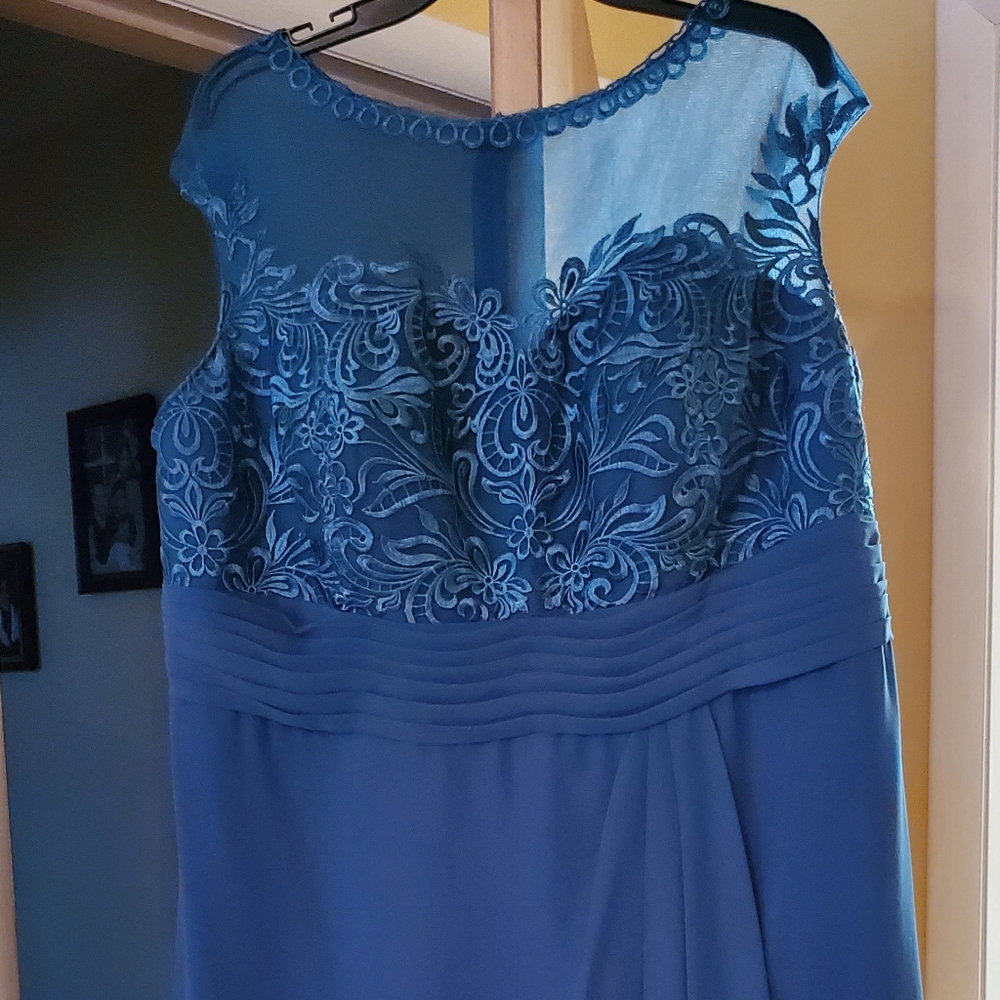 Mother of the bride/wedding guest dress